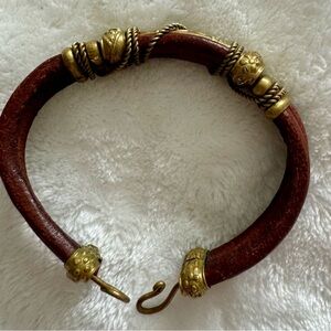 Brown leather and gold plated bracelet